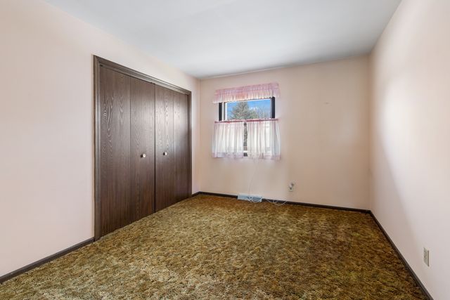 5017 Kenneth Drive, Crystal Lake, IL 60014