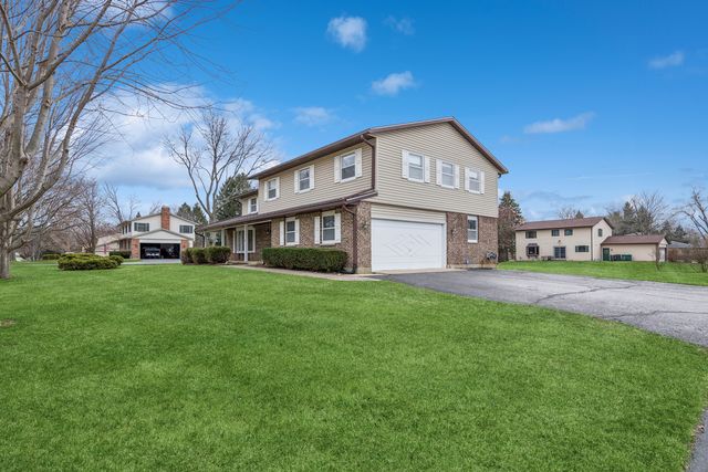 5017 Kenneth Drive, Crystal Lake, IL 60014