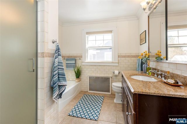 17 Mendl Terrace, Montclair, NJ 07042