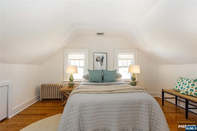 17 Mendl Terrace, Montclair, NJ 07042