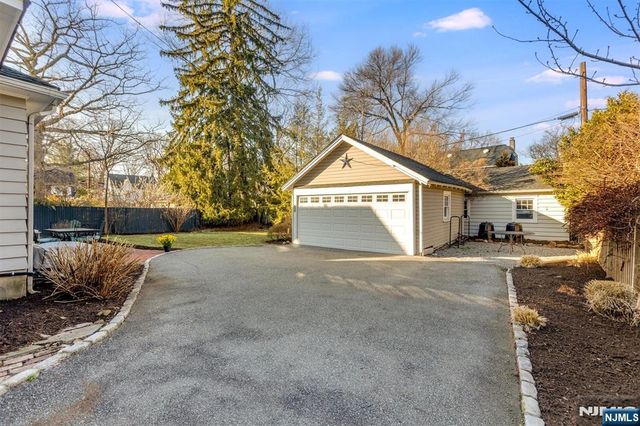 17 Mendl Terrace, Montclair, NJ 07042