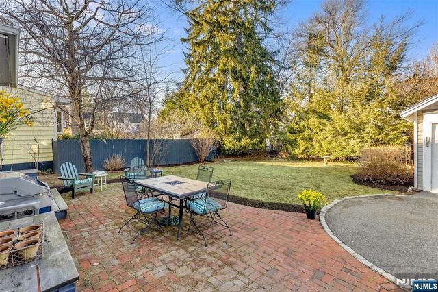17 Mendl Terrace, Montclair, NJ 07042