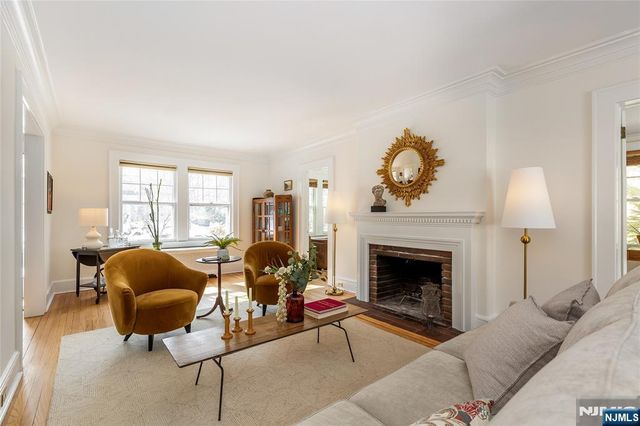 17 Mendl Terrace, Montclair, NJ 07042