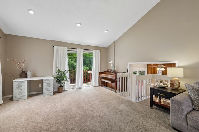 308 SE Trail Ridge Road, Grimes, IA 50111