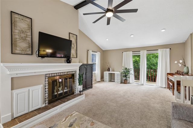 308 SE Trail Ridge Road, Grimes, IA 50111