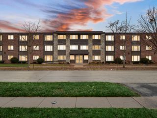 10210 Washington Avenue 103, Oak Lawn, IL 60453