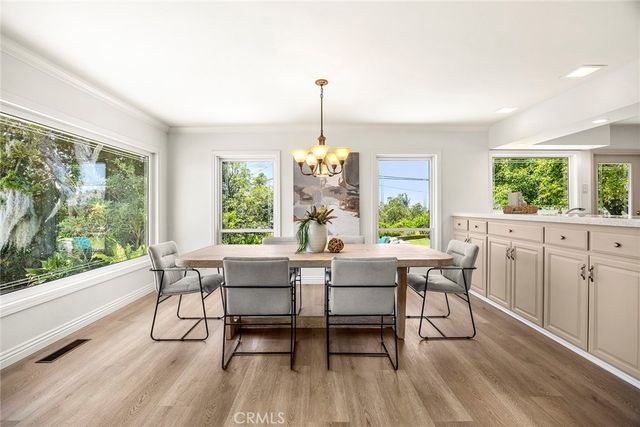 10311 Ladera Senda, North Tustin, CA 92705