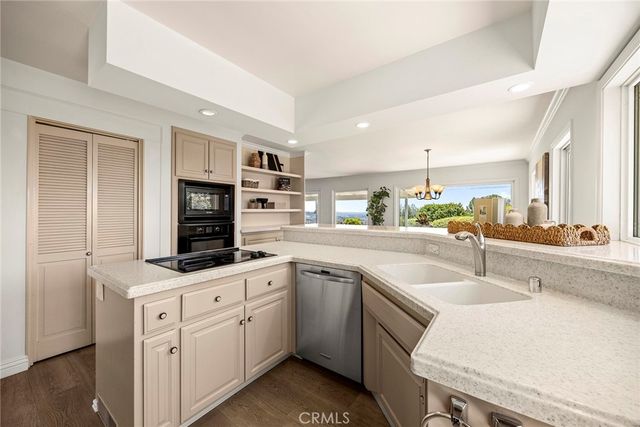 10311 Ladera Senda, North Tustin, CA 92705