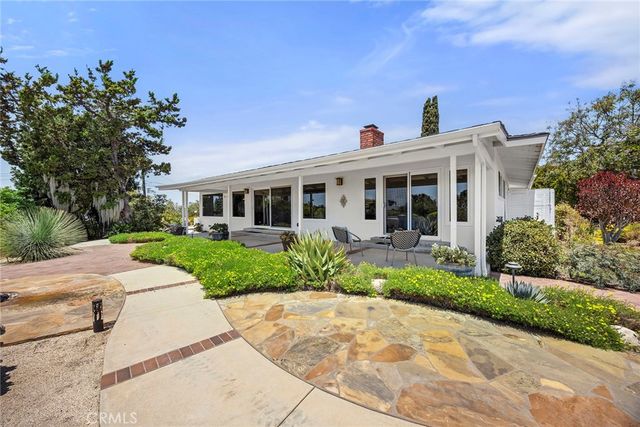 10311 Ladera Senda, North Tustin, CA 92705