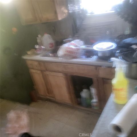 1209 W 90th Street, Los Angeles, CA 90044