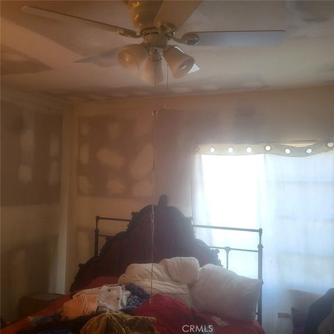 1209 W 90th Street, Los Angeles, CA 90044