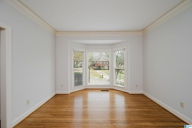 1009 LAKE POINT LANE, Hoover, AL 35244