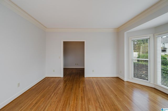 1009 LAKE POINT LANE, Hoover, AL 35244