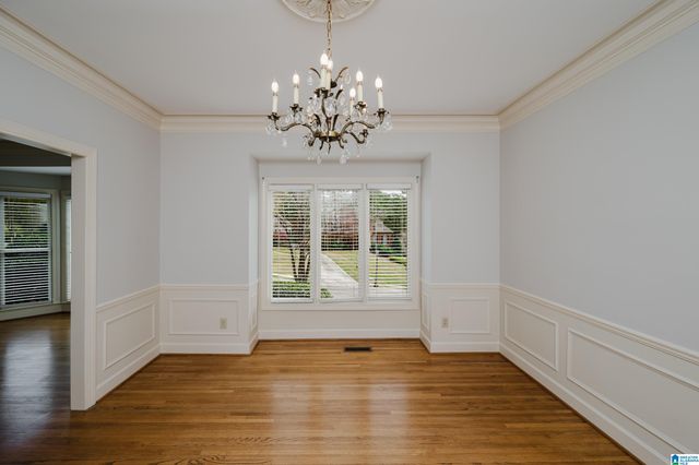 1009 LAKE POINT LANE, Hoover, AL 35244