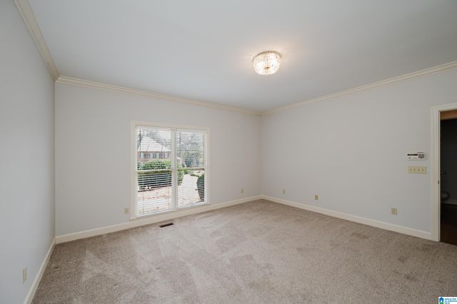 1009 LAKE POINT LANE, Hoover, AL 35244