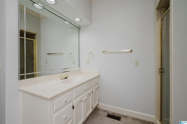 1009 LAKE POINT LANE, Hoover, AL 35244