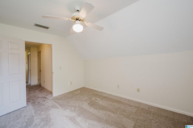 1009 LAKE POINT LANE, Hoover, AL 35244