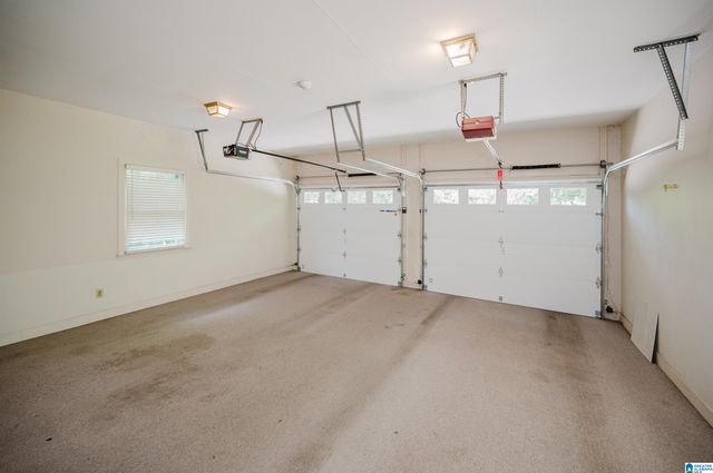 1009 LAKE POINT LANE, Hoover, AL 35244