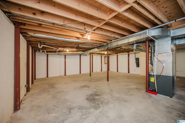 1009 LAKE POINT LANE, Hoover, AL 35244