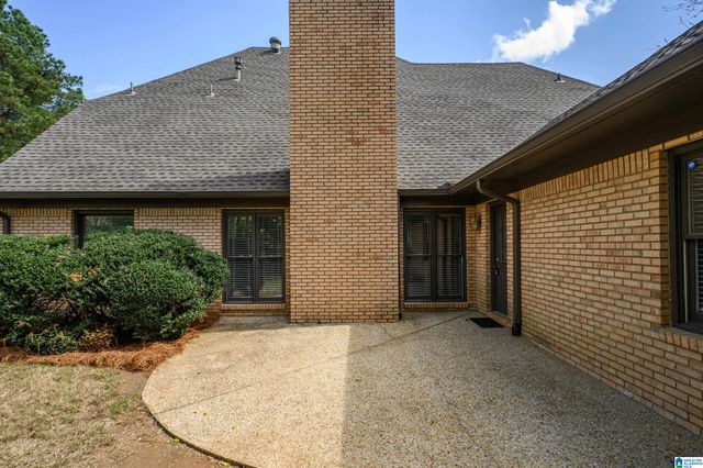 1009 LAKE POINT LANE, Hoover, AL 35244