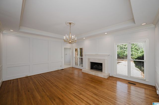 1009 LAKE POINT LANE, Hoover, AL 35244