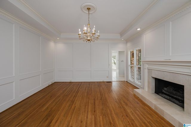 1009 LAKE POINT LANE, Hoover, AL 35244