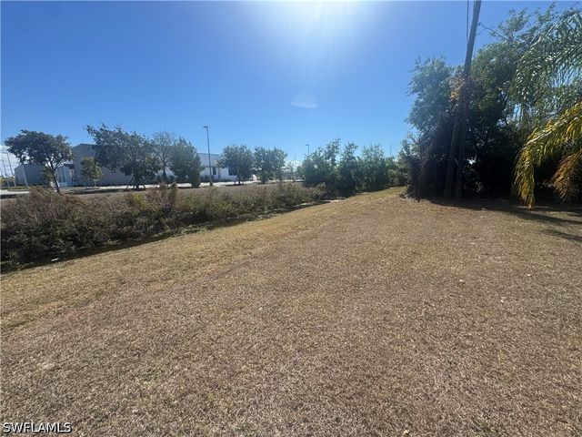 16901 Juanita AVE, Fort Myers, FL 33908