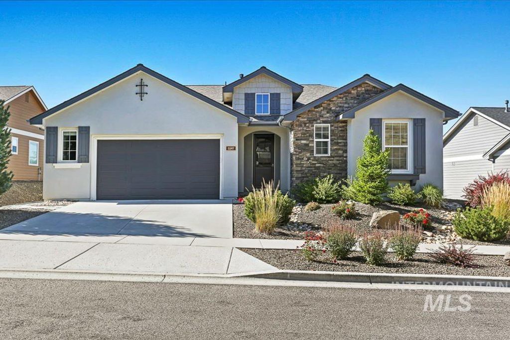 5567 W White Hills Dr, Eagle, ID 83714