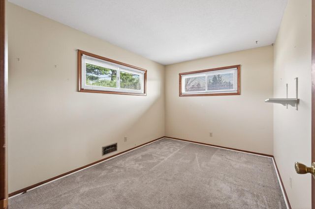 3512 Mcknight Road N, White Bear Lake, MN 55110