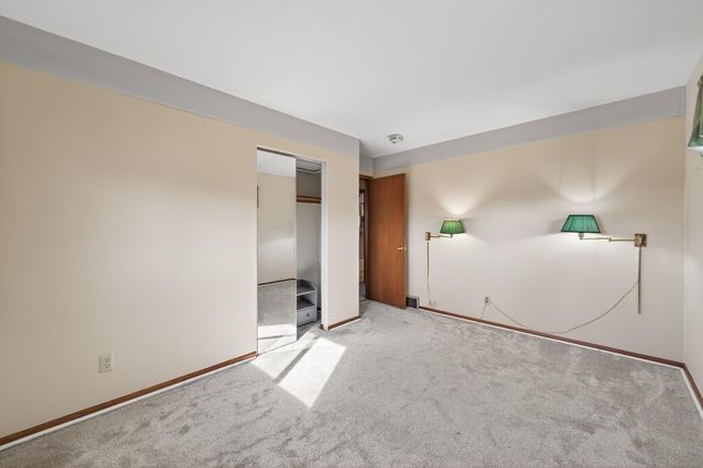 3512 Mcknight Road N, White Bear Lake, MN 55110