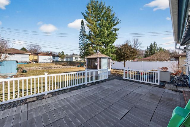 3512 Mcknight Road N, White Bear Lake, MN 55110