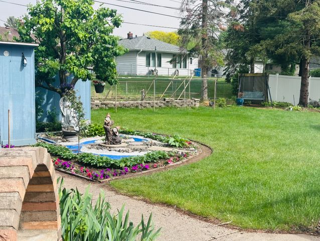 3512 Mcknight Road N, White Bear Lake, MN 55110