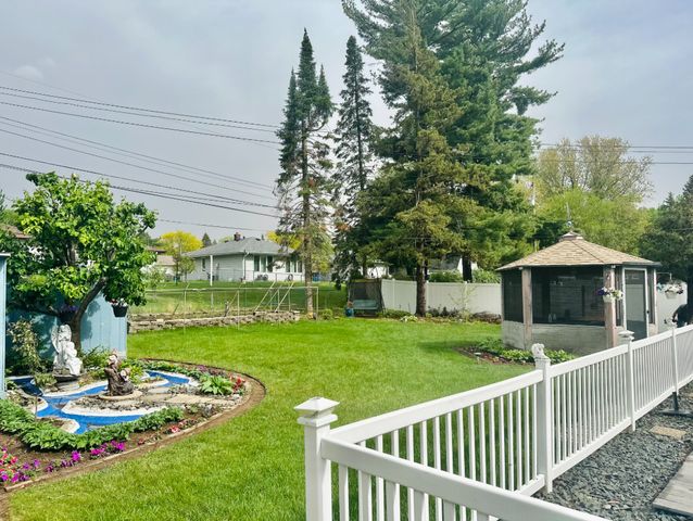 3512 Mcknight Road N, White Bear Lake, MN 55110