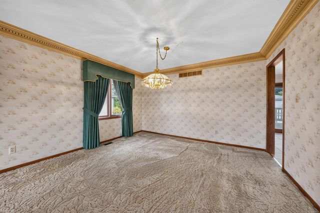 18609 Beatrice Street, Clinton Township, MI 48036