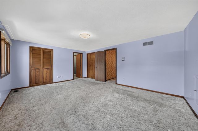 18609 Beatrice Street, Clinton Township, MI 48036