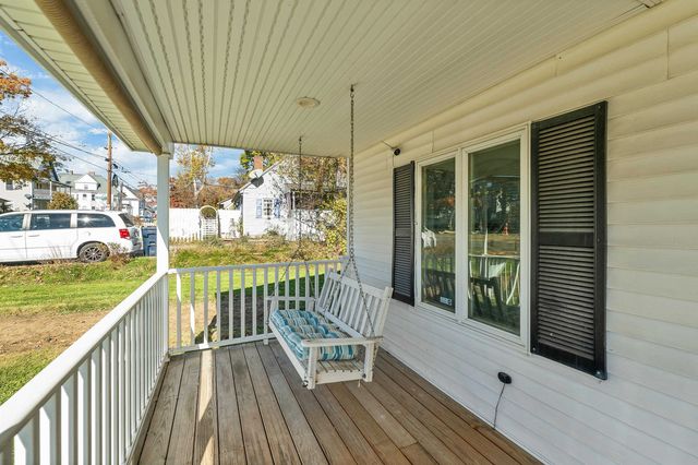 14 Arch Street, Northfield, NH 03276
