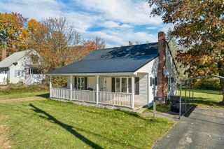 14 Arch Street, Northfield, NH 03276