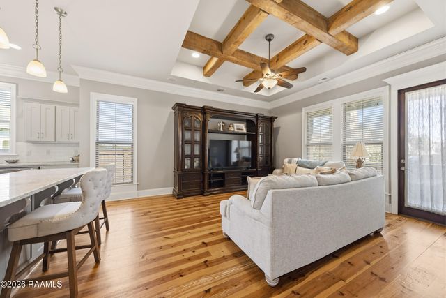 101 Mont De Marsan Drive, Lafayette, LA 70507