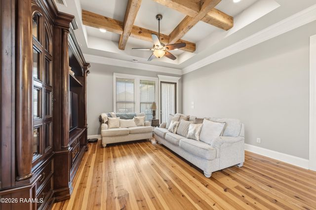 101 Mont De Marsan Drive, Lafayette, LA 70507