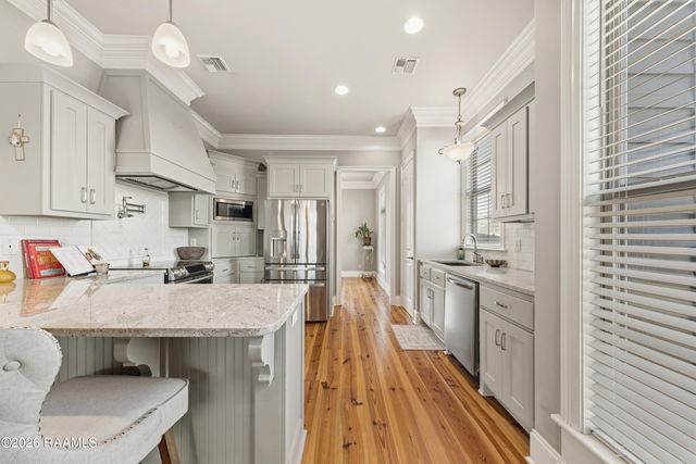 101 Mont De Marsan Drive, Lafayette, LA 70507