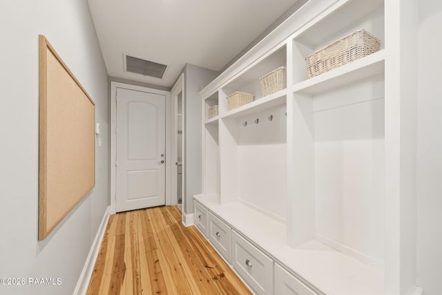 101 Mont De Marsan Drive, Lafayette, LA 70507