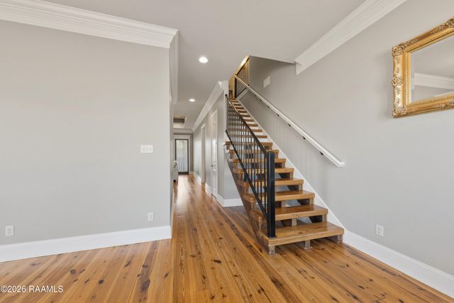 101 Mont De Marsan Drive, Lafayette, LA 70507