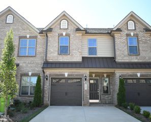 1043 Beechcraft Drive 120, Mebane, NC 27302