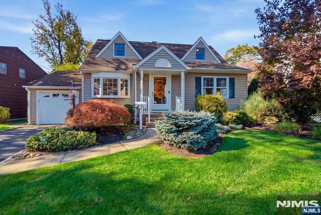 5-22 Hazel Place, Fair Lawn, NJ 07410