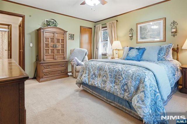5-22 Hazel Place, Fair Lawn, NJ 07410