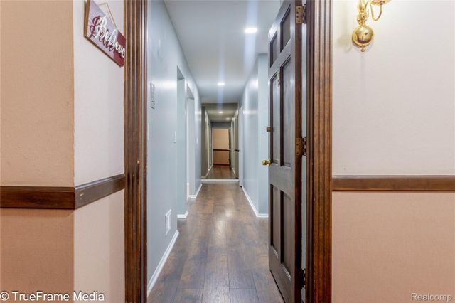 27654 E Echo Valley 234, Farmington Hills, MI 48334