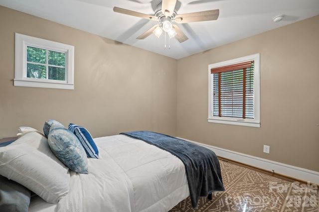 1812 Van Buren Avenue, Charlotte, NC 28216