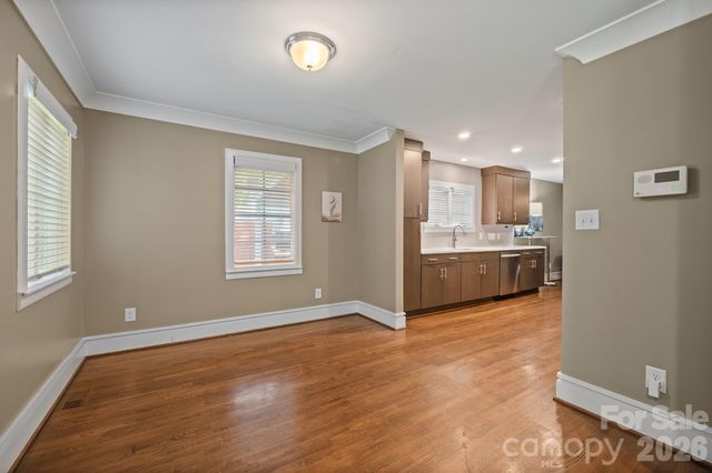 1812 Van Buren Avenue, Charlotte, NC 28216