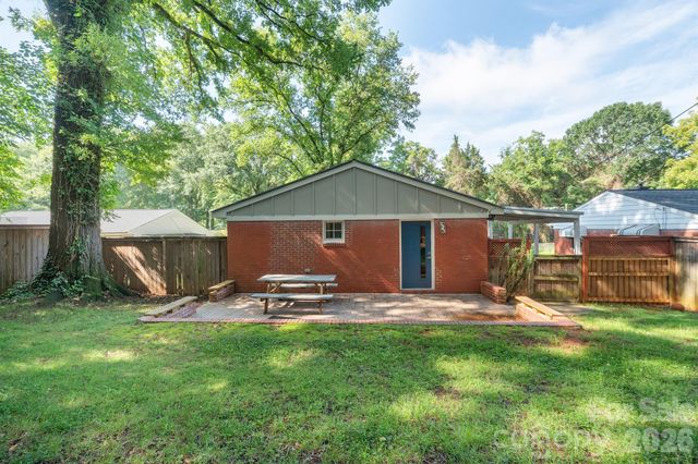 1812 Van Buren Avenue, Charlotte, NC 28216