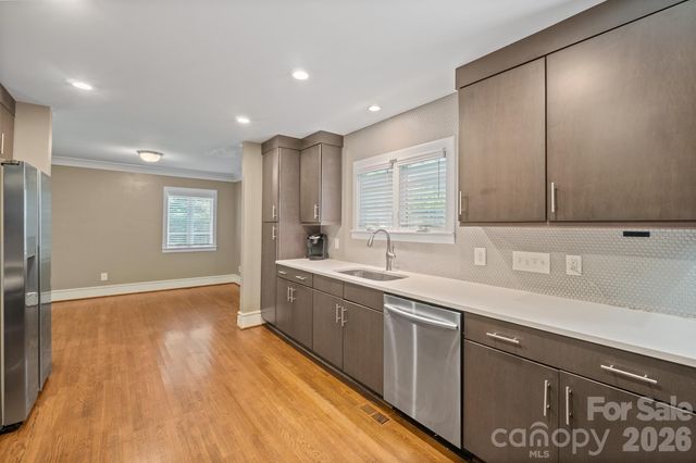 1812 Van Buren Avenue, Charlotte, NC 28216